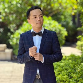 SYAYA Men Pre Tied Silk Formal Tuxedo Bow Tie, Teen Boy Tux Bowtie For Wedding Large Necktie Father or Easter Day MBT3 (Black)