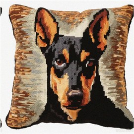 Innovivo Doberman Dreams Latch Hook Pillow Kit: Beginner-frien