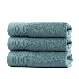 Ferò Luxury Guest Towel Set, 3 Pieces, Premium Cotton 100% 550 g/m², OEKO-TEX, Ultra Soft and Absorbent Small Towels, Italian Design, Bidet Towels 30 x 50 cm, Light Blue