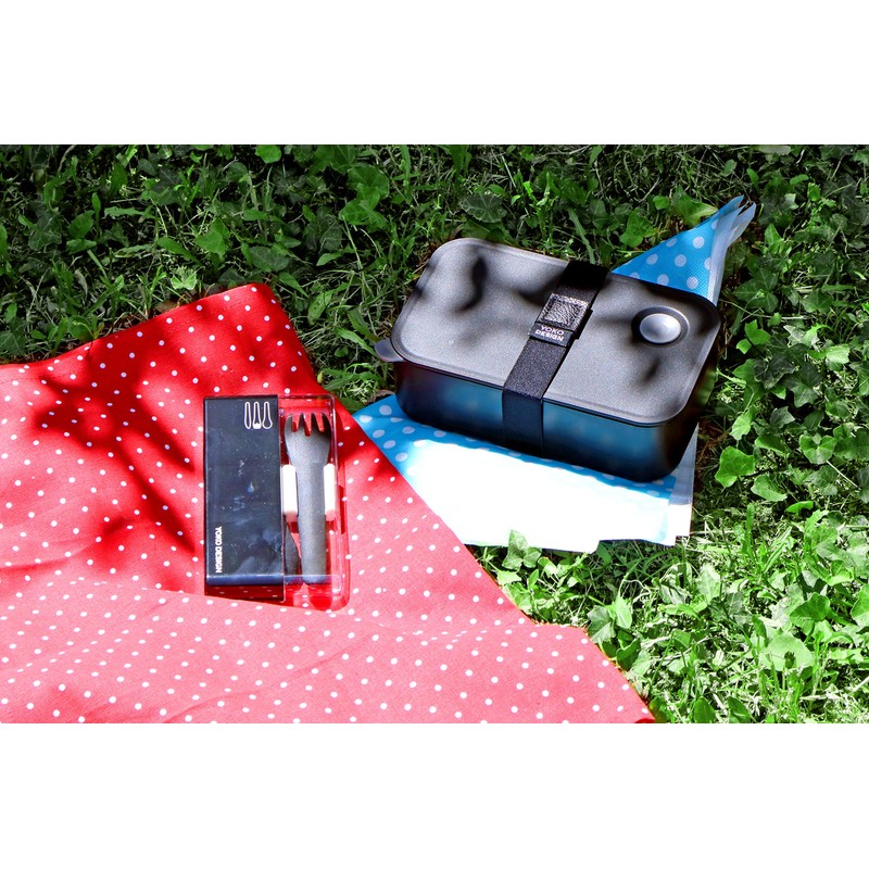 Yoko Design 1386 Lunch Box Airtight Plastic Black 19.5 x