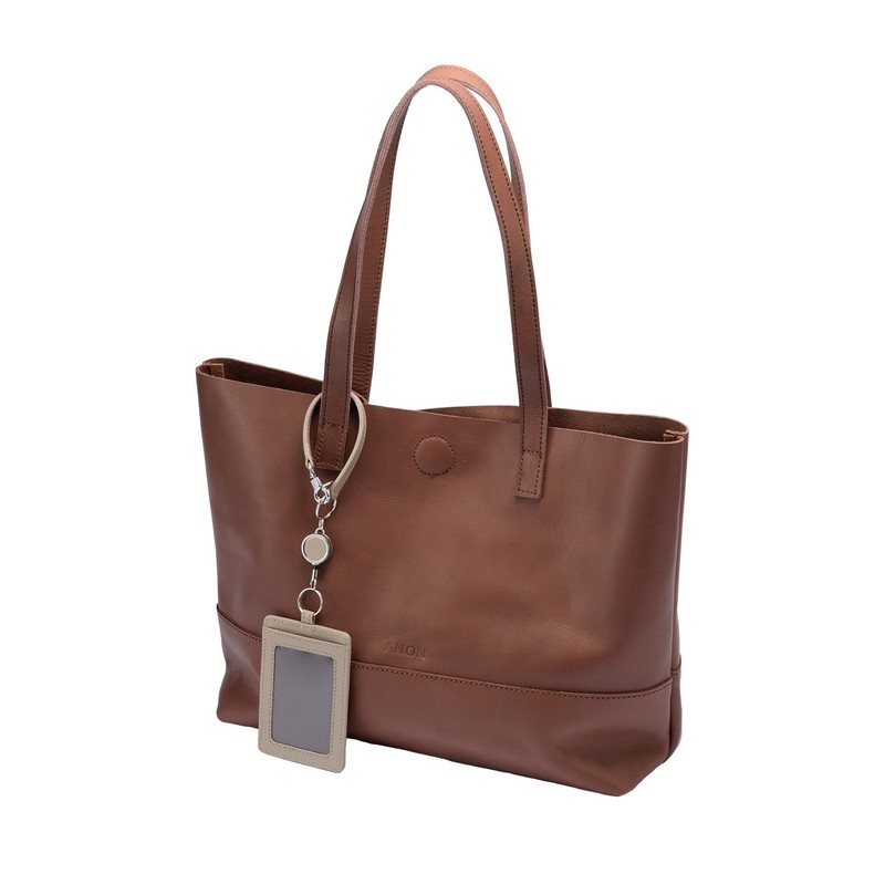 Milagro SL-SH-264 Miragro Shrink Leather Pass Case with Reel Vertical