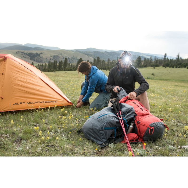 ALPS Mountaineering Linterna frontal 250, color negro