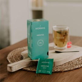 J. Hornig Green Tea, Natural Green Tea with No Added Flavours, Fresh Tart Flavour, 4 x 25 Bags, 100 Tea Bags Storage Pack