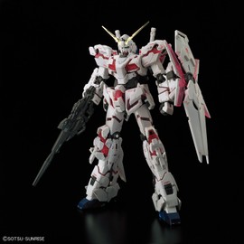 Bandai 1/144 RG Unicorn Gundam Model Kit