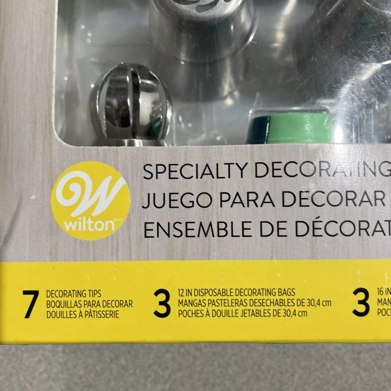 Wilton Easy Blooms Specialty Decorating Set 2104-4835 - New