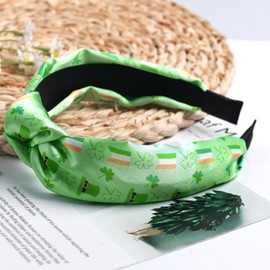 ZEYER St. Patrick's Day Headband Green Lucky Clover St. Patrick's Day Hair Accessories for Girls Women Birthday Party New St. Patrick's Day Celebration Gift