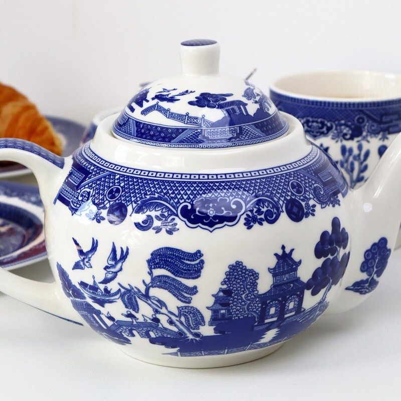 Blue Willow Tea Pot 1L Ceramic Kitchen Serving Traditional English