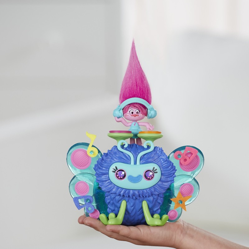 Hasbro Trolls B9885100 - Trollstadt DJ-Käferpult mit Poppy Spielset