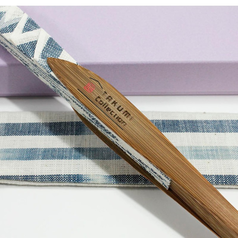 [TAKUMI Collection] 久留米絣 扇子（貝殻）/ 夜空のクローバー