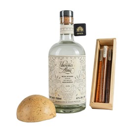 Kit Mezcal Liberemos el Alma Espadín Joven 750 ml incluye: Sal Gusano, Sal Chapulin, Sal Jamaica y Jicara Mezcalera
