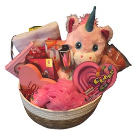 EB Valentine's Day Gift Basket Heart Treats Set Goodies for Her Him Girlfriend Boyfriend Mom Husband Wife Men Women Friends Home Kitchen Wedding Birthday Holiday Anniversary Party Favor Decoration
