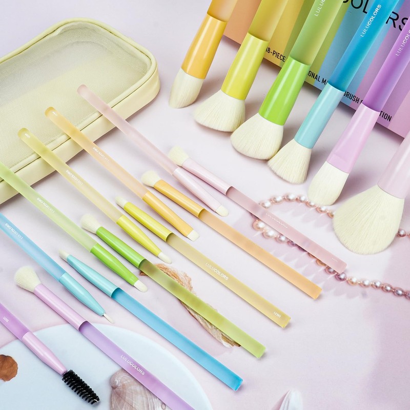 18-Piece Light Blue Professional Makeup Brush Set – Translucent Rubberized