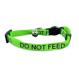 LARRYROO Cat Collar With DO NOT FEED Print - Soft Nylon & Safety Release Buckle (Green)