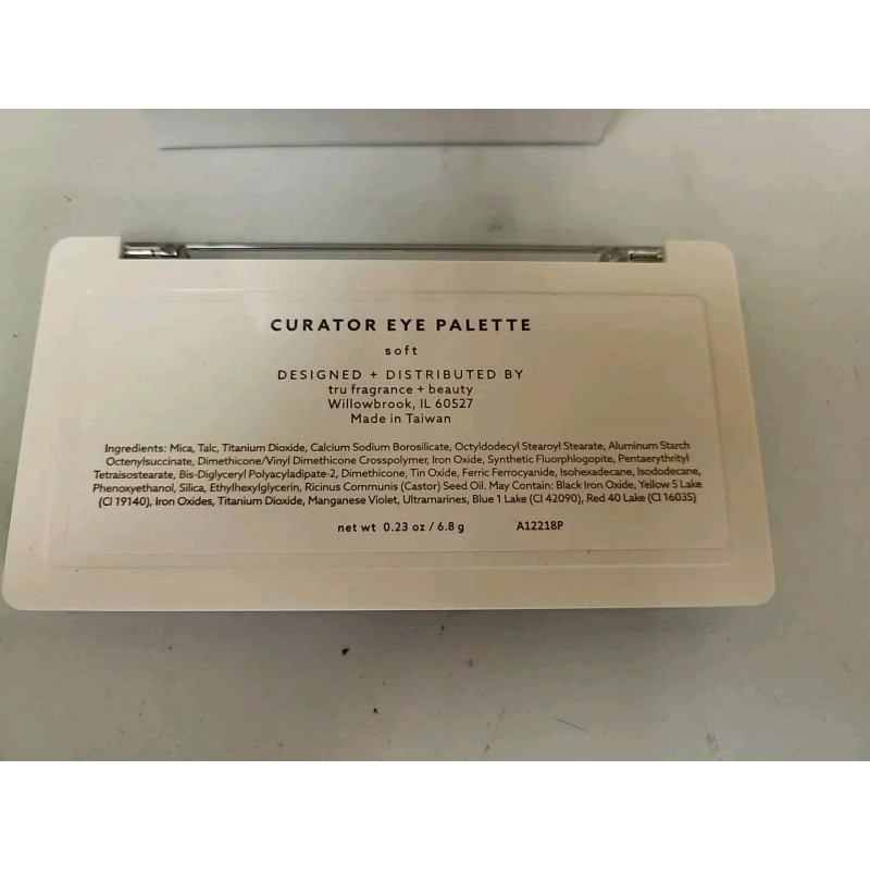 UNDONE BEAUTY Curator Eye Palette "Soft" Blendable Shadow