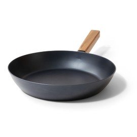 Alva Forest - Nonstick Carbon Steel Frying Pan Skillet - Stay Cool Heat Resistant Acacia Wood Handle, Pre-Seasoned, Cooking Pan, Non Toxic Cookware Set, Kitchen Supplies, Electric Skillet - 8 inch