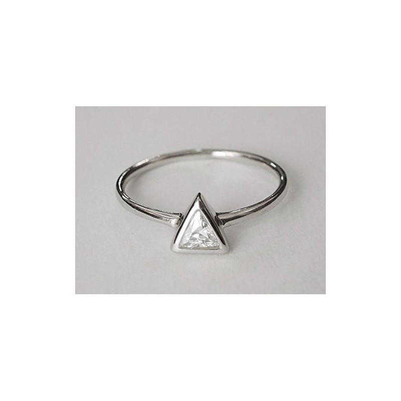 Sovats Women's Classic Solitaire Square Ring, Silver