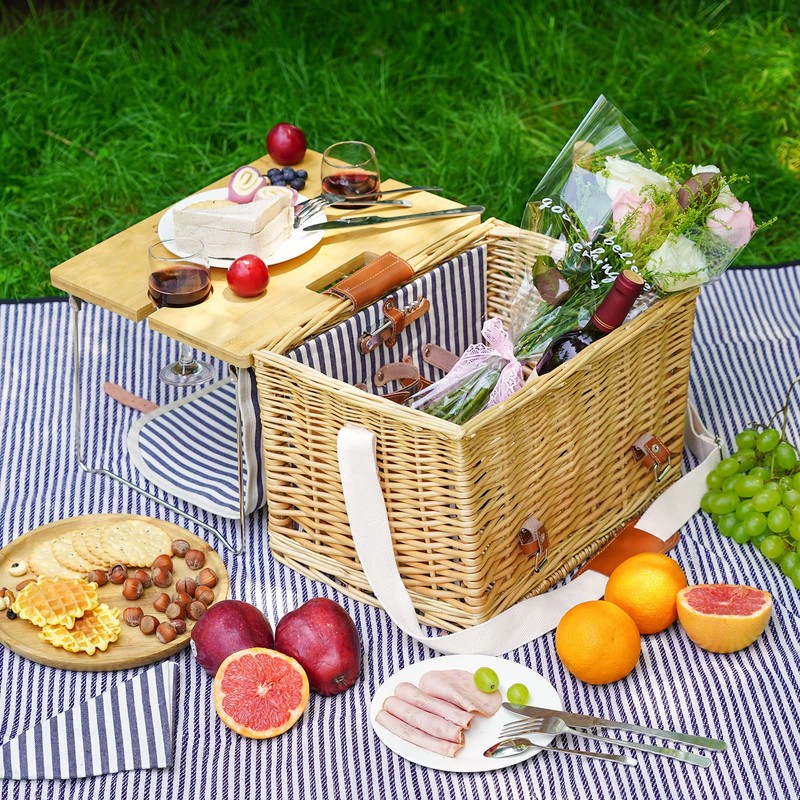 Wicker Picnic Basket for 2 with Detachable Table, Elasticated Wine