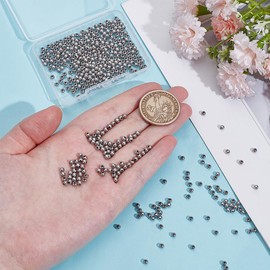 UNICRAFTALE About 500Pcs 3mm Stainless Steel Ball Beads Tiny Round Loose Bead 1mm Hole Smooth Seamless Metal Spacers Finding for Bracelet Necklace Earring Jewelry Making Hole: 1mm