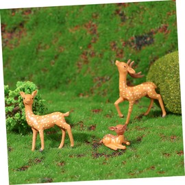 BESPORTBLE 4Pcs Deer Statue Adorable Deer Figurines for Gardens Outdoor Decor and Moss Landscapes Lightweight and Durable Garden Ornaments