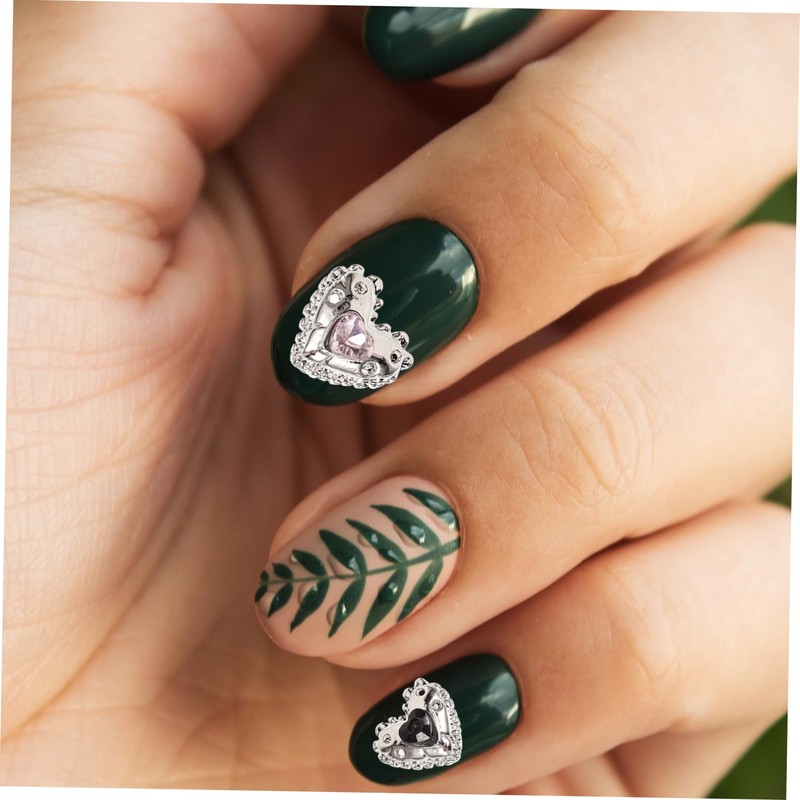 Mikinona Kawaii Charm Nail Art Rhinestones 25pcs Heart Decorations for