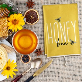 Tegeme 4 Pcs Christmas Bee Kitchen Tea Towel Honey Bee Dish Towels Honeycomb Bath Washcloth Hand Polyester Absorbent Cloths Accessories for Kitchen Decor, 16 x 24 Inch(Yellow, White,Honey)