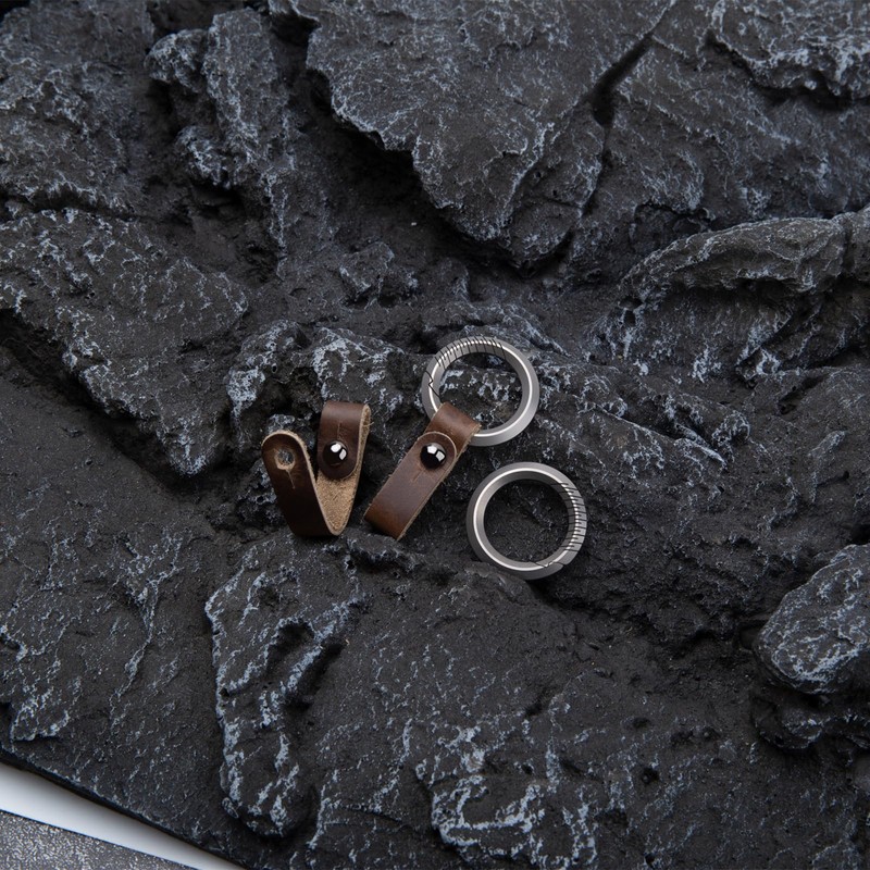 TIKIDESIGN Titanium Carabiner Keychain Ring for Car Key (KC2GY)