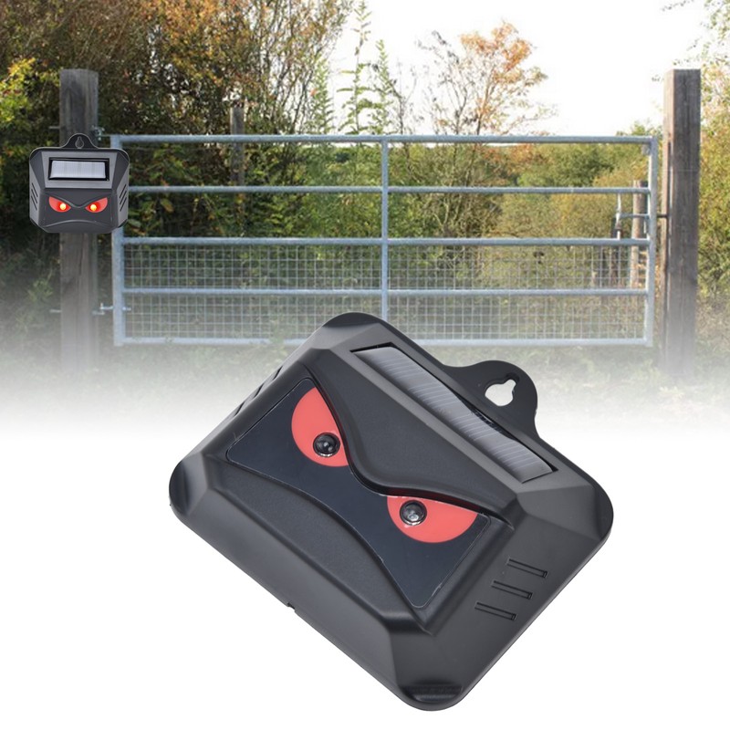 2pcs Animal Repeller Red LED Strobe Lights Waterproof Design Solar