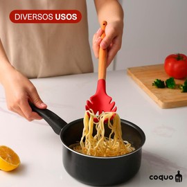 COQUO - Set 11 Piezas Utensilios de Cocina - Madera y Silicón de Alta Calidad - Espátulas, Cucharón, Miserable, Batidor, Pinzas y más - Perfectas tu Cocina! - Kitchen Utensil Set (Rojo)