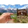 Wyoming - Llavero de acrílico para recuerdo, accesorio retro de