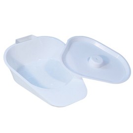Aidapt Easy to use Slipper Bed Pan with Lid and Integrated Handle Suitable for Both Men and Women