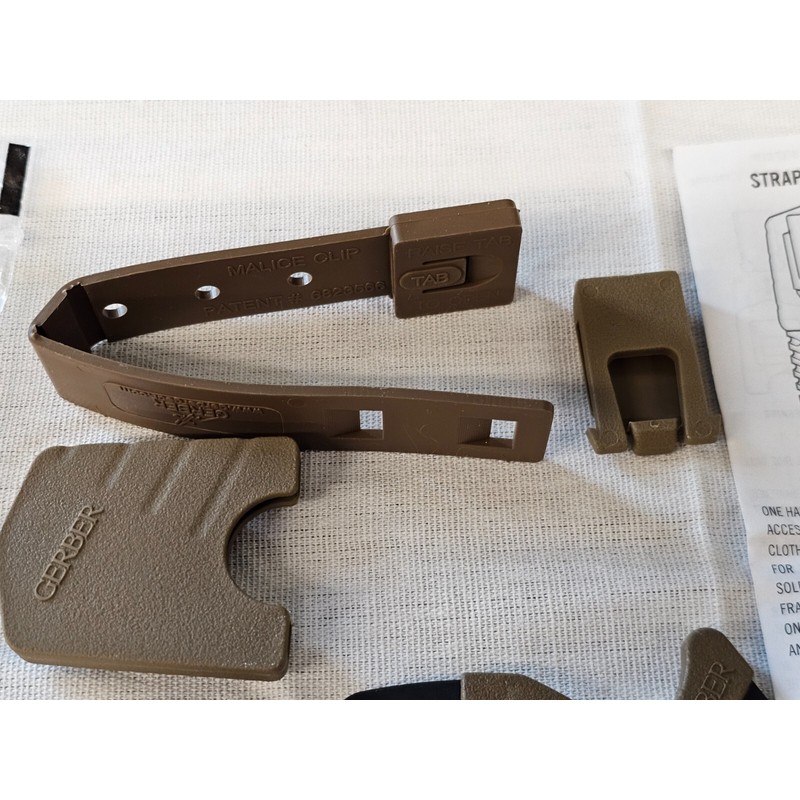 Gerber Seatbelt Strap Cutter Glass Breaker Knife 0870215C1 Brown Rescue