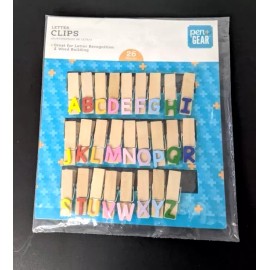 Pen and Gear 26 Pcs Set Wooden Photo Clip Wood Clothes Pin Paper Laundry Pegs Craft Kit clips