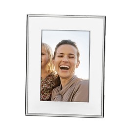 EDZARD Rimini Picture Frame with Mount for Photo 13 x 18 cm Elegant Silver-Plated Tarnish-Resistant with Velvet Backing Includes 2 Hangers Photo Frame for Standing and Hanging