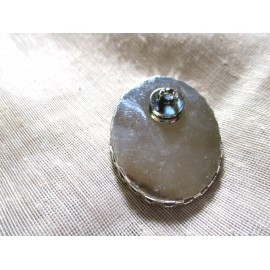 XL GLASS DOME PIC BUTTON BEAUTIFUL BLUE OWL IN SILVER SCALLOPED BACK   1-1/2 in