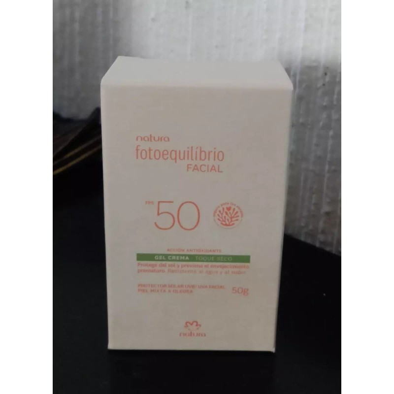 Natura Protector Facial En Gel Fps 50
