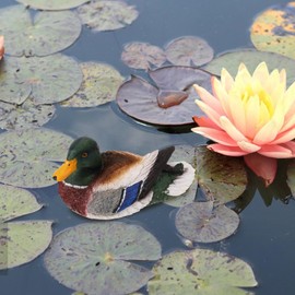 Simulated Animal Ornaments Goose Figurine Outdoor Sculpture Pond Figurine Ducks Couples Fountain Simulation Mandarin Decor Indoor Lovers Little Resin