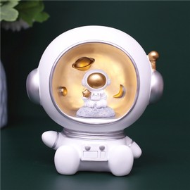 Astronaut Light Decorative Synthetic Resin Ornaments Table Lamp for Living Room Wine Cabinet White Lift Star