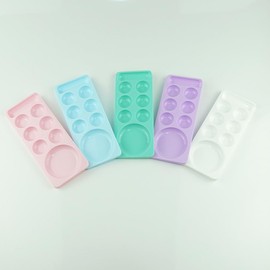 3 Pcs Nail Art Palette Plastic Nail Art Color Mixing Plate Cosmetic Mixing Tray Manicure Tool for Home and Salon Use