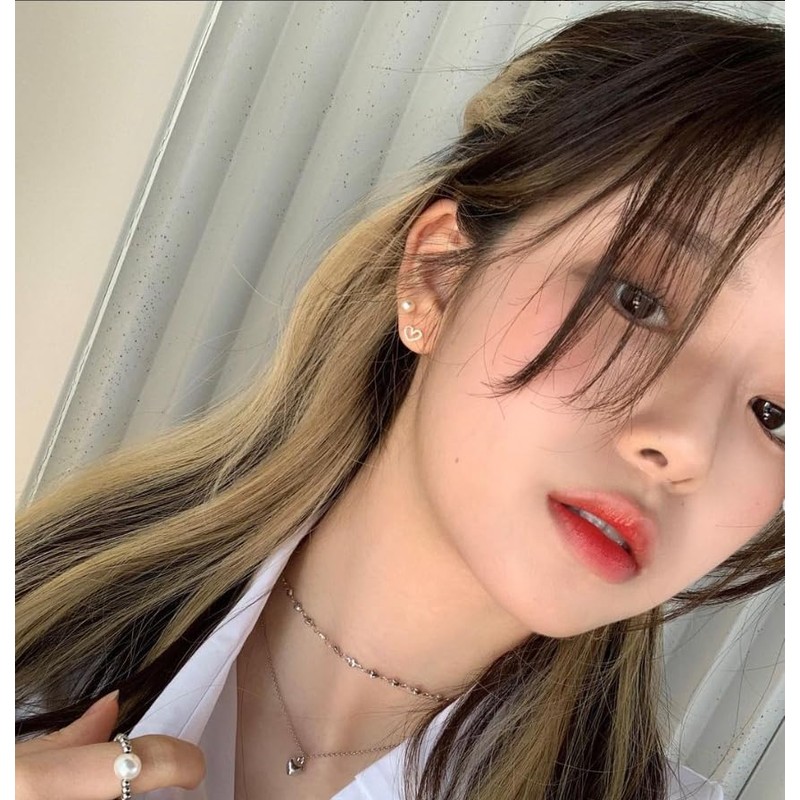 [Anna Flair] [SILVER925] TINY LINE HEART EARRINGS AE223001 Tiny Line