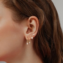 Viromy Gold Hoop Earrings for Women,14K Gold Plated Huggie Hoop Earrings Lightweight Hypoallergenic Earring Set Cubic Zircon Earrings Pack for Women Trendy Jewelry Gifts(Style2)