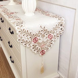 Classic Flowers Dining Table Runner Embroidery Tassel Floral Lace Table Runners for Home Dining Table Decoration