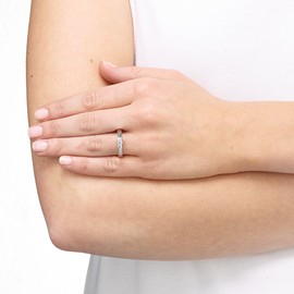 Heideman Women's Intensio Ring Stainless Steel Silver Coloured Polished Women's Ring for Women with Stone Zirconia White / Coloured in Brilliant Cut 4 mm - crystal, size: 50