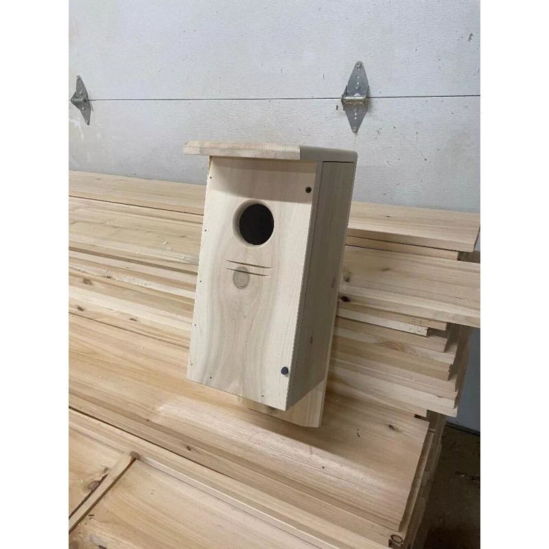 Gregg's Red bellied woodpecker nest box (white cedar)