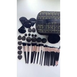 47 Brochas Maquillaje Profesional Y Herramientas Cosméticas                                                                                           