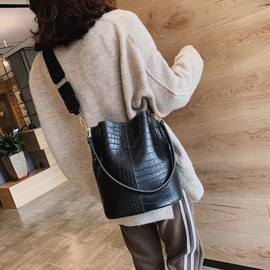 BUKESIYI CCDE77245 Women's Shoulder Bag Handbag Women's Small Shoulder Bag Weekender Patent PU Leather, black, BUKESIYI Bag