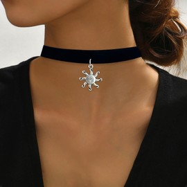 Xduargs Boho Samt Choker Vintage Sonne Anhänger Halskette Gothic Schwarz Samt Band Halskette Silber Sonnenschein Kragen Kette Für Frauen