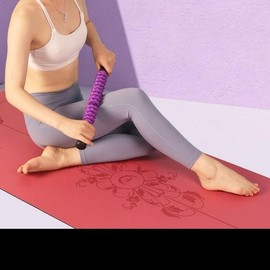 Section 13 Massage bar Massage stick after exercise Roll massage shoulder and calf to relieve tight and tense muscles waist black 2ea