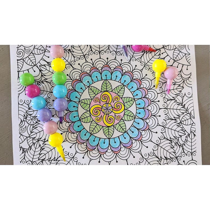 Fun Express Round Stacking Crayons for Kids - Set of