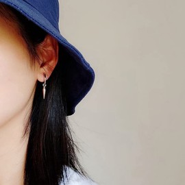 Minimalist Spike Huggie Small Hoop Dangle Drop Earrings for Men Women Geometric Huggie Stainless Steel Charms Hoops Cuff Cartilage Stud Tragus Helix Wrap Hypoallergenic Earring Punk Gift (Silver)