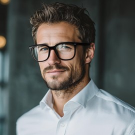 XXZQRYHN Reading Glasses for Women Men - Anti Eyestrain & Glare Blue Light Readers for Reading/Gaming(black,1.5X)